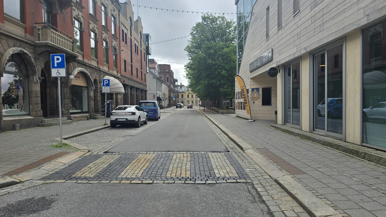 Storgata foran Litteraturhuset og Blomstertorvet blir Blomstergata i sommer